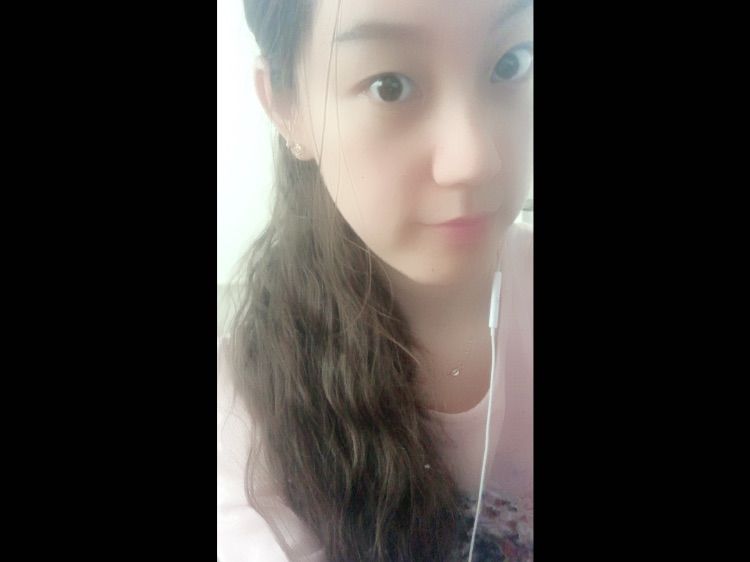 cc素颜虫虫求升级的主播照片