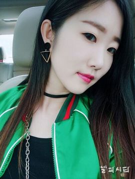 CC由美主播照片