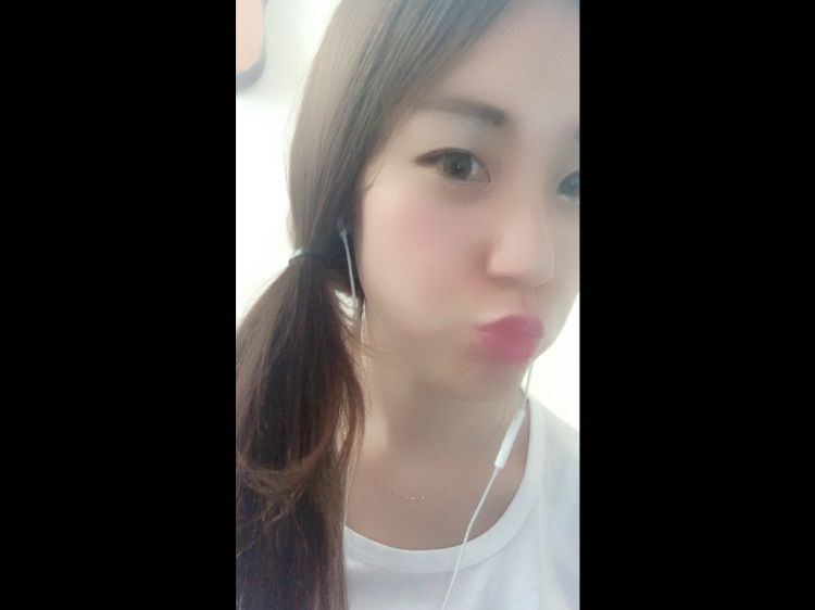cc素颜虫虫求升级的主播照片