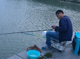 冬寒飞雪、主播照片