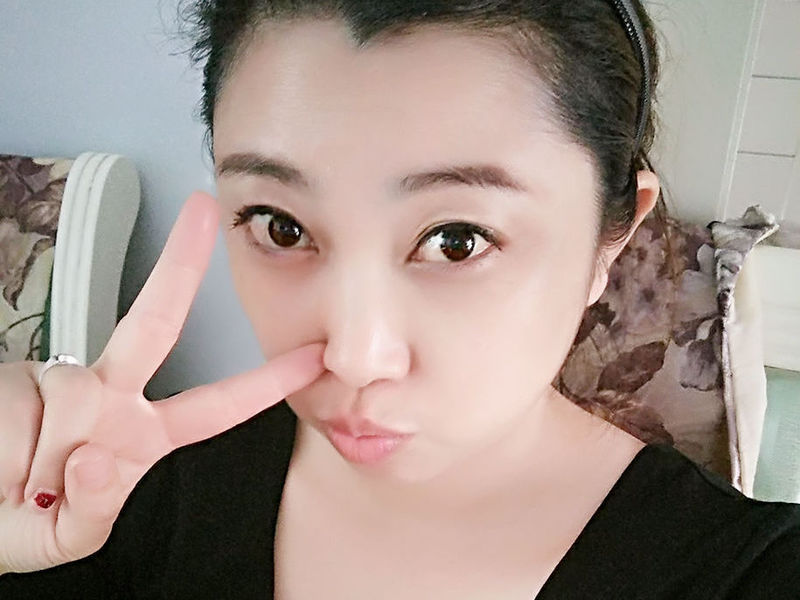 微微(づ￣3￣)づ的主播海报