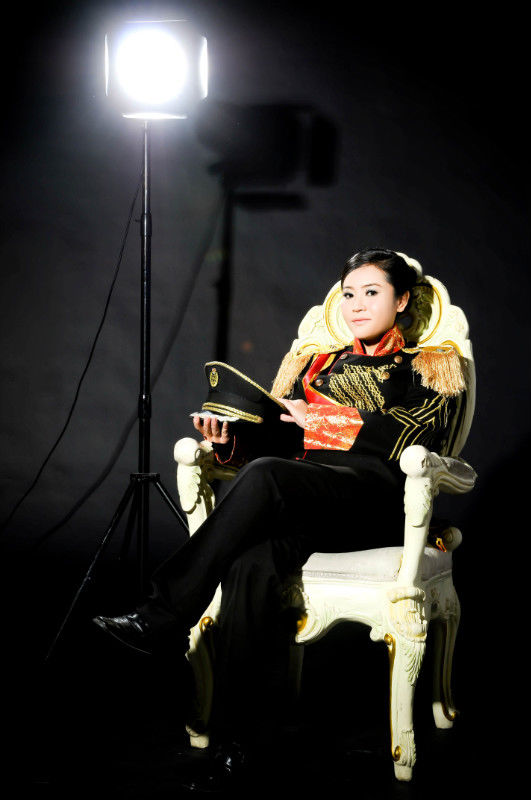 百合VS伊人的主播照片