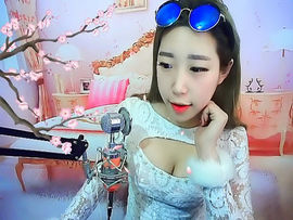 秀妍babay主播照片