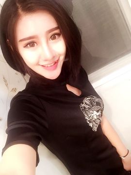 喝红牛的大宝贝J主播照片