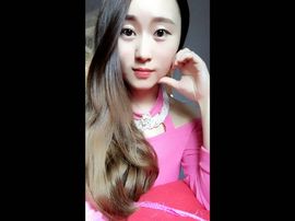 呆着的小兔子主播照片