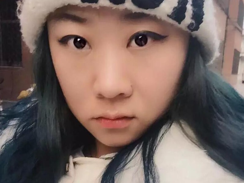 歐陽^冷離的主播海报