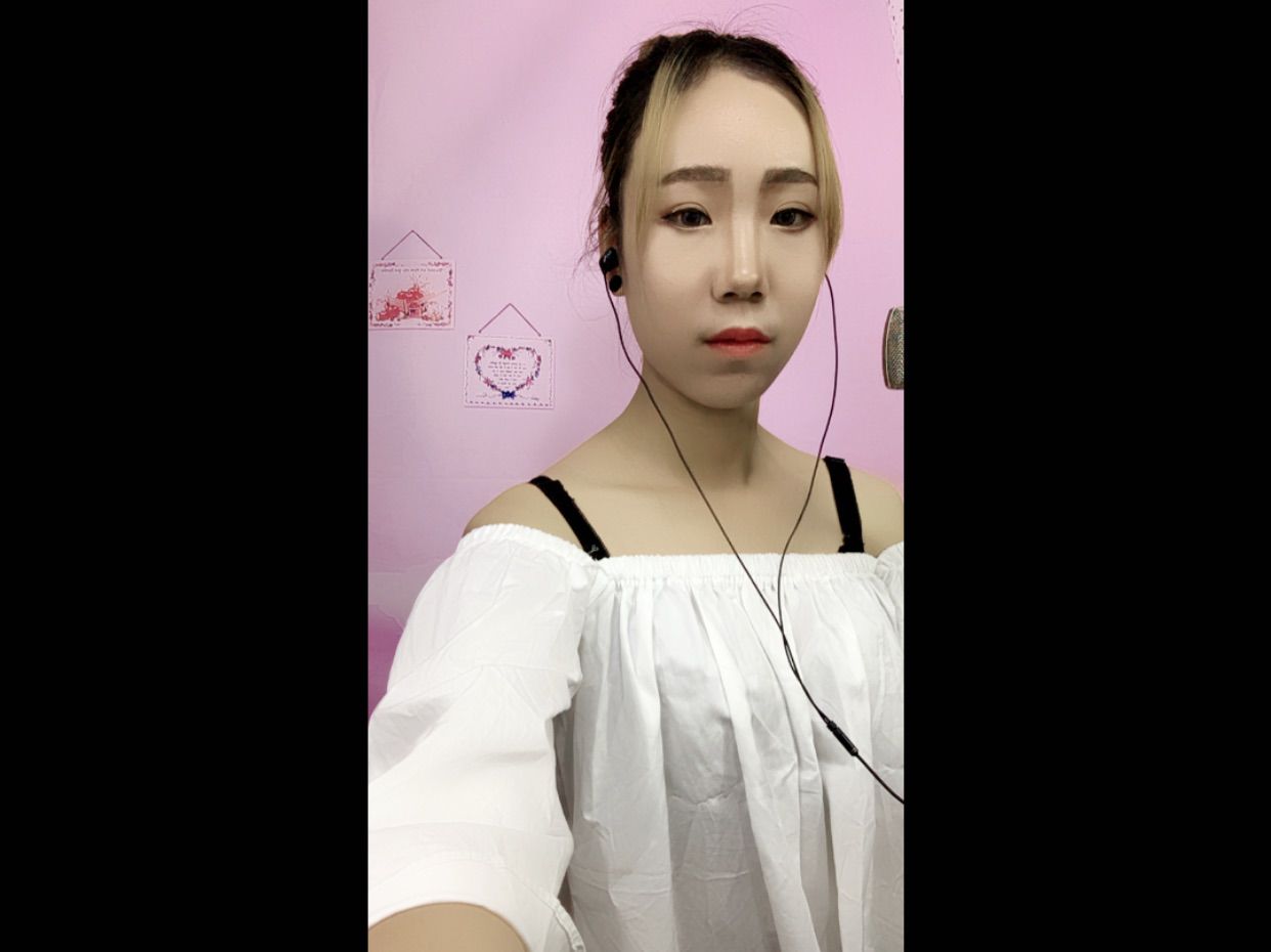 懿航啊主播照片