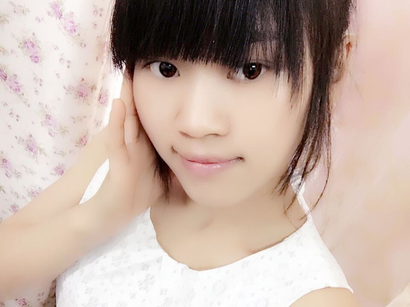 じ★ヅ婷儿的主播海报