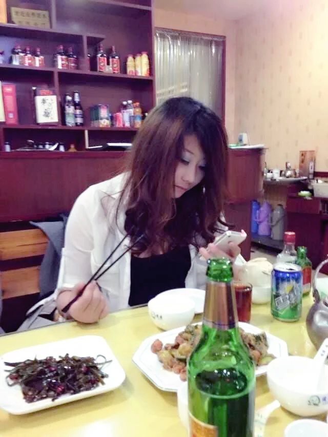 歐陽^冷離的主播照片
