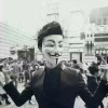 づ嘴角浮现的苦涩
