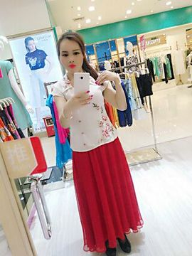 国珍万人迷女神兰兰主播照片