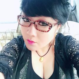 姐是超级耐看型〆主播照片