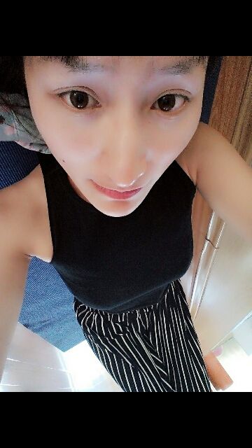 萊點(diǎn)康康的主播照片