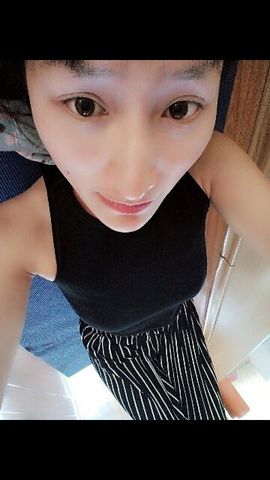 莱点康康主播照片