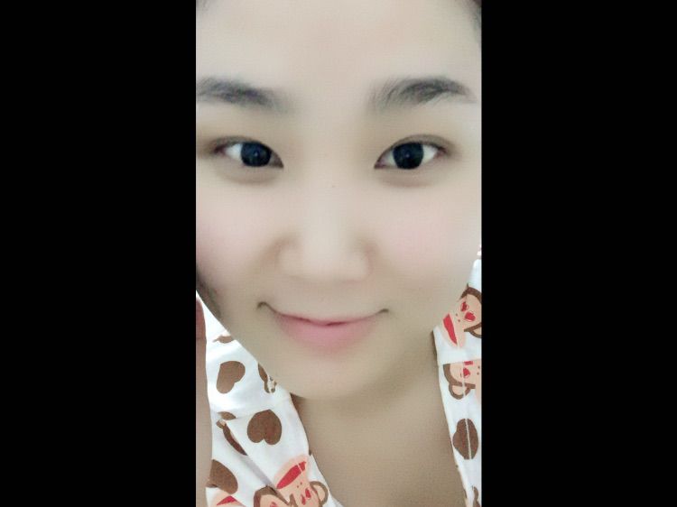 鱼鱼菇凉主播照片