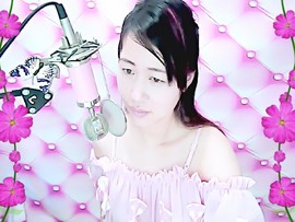 @洛洛✨主播照片