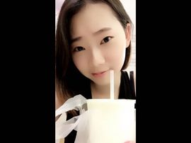 新主播^小萌珮主播照片