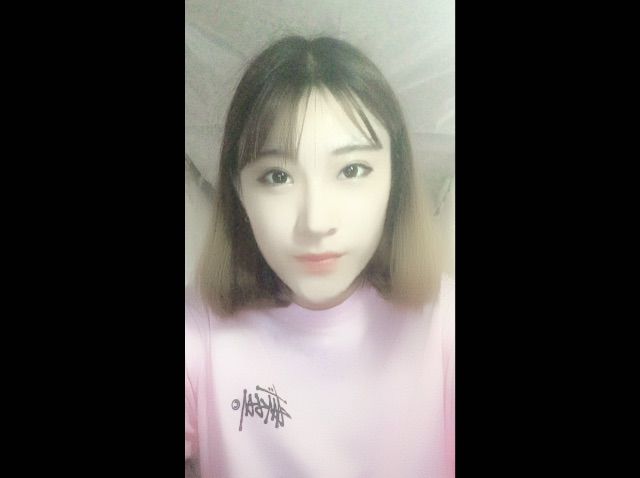c曹曹的主播照片
