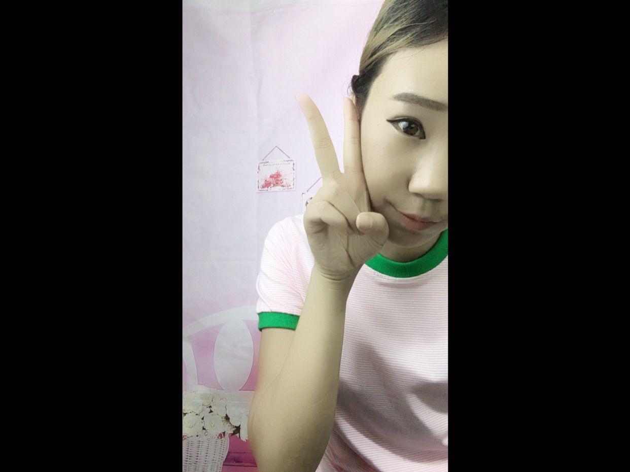 懿航啊主播照片