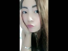 郎秀秀主播照片