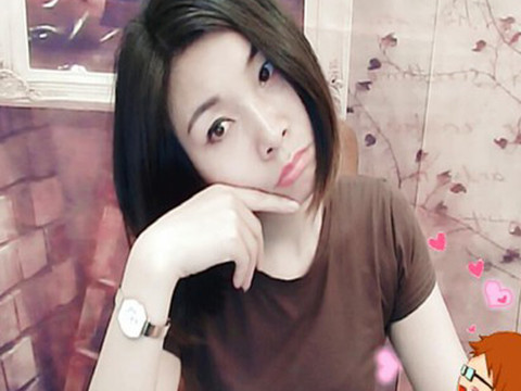 nancy小姿海报