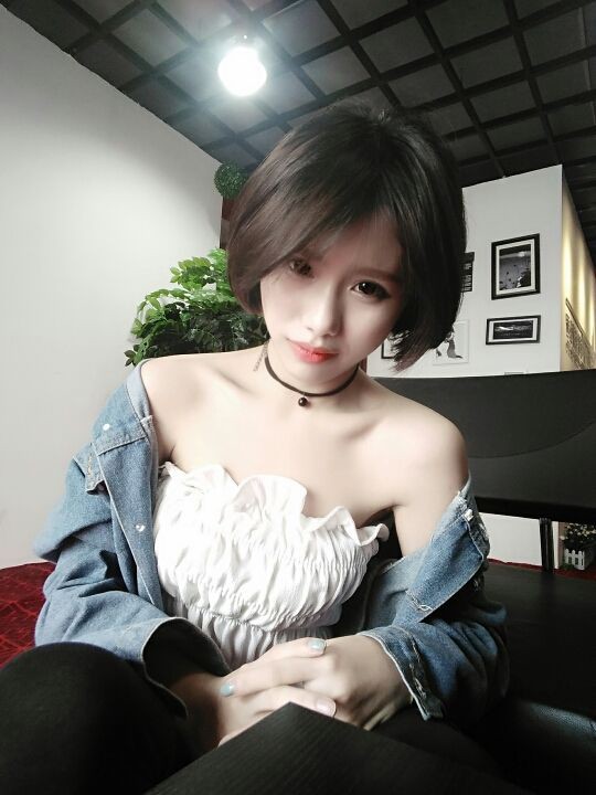 ╰❥丶谁在爱你﹍☂的图片