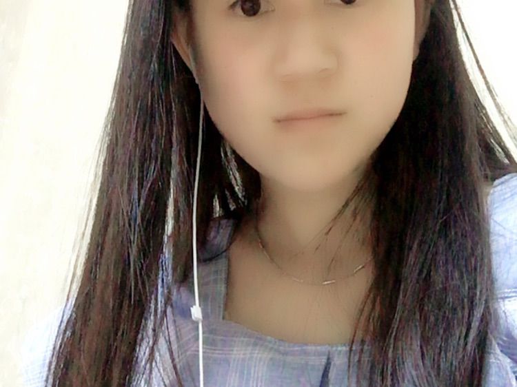 阿蘭仙仙好想哭的主播照片