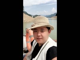 宋城直播间主播照片