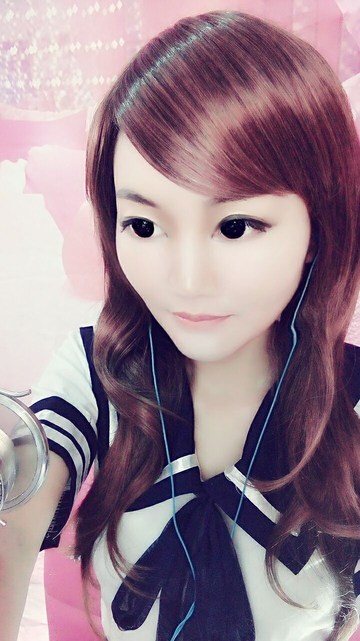 这世间再无一人像你主播照片