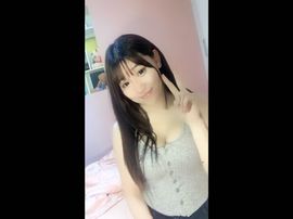 简✿爱主播照片