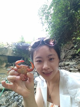 素颜MN主播照片