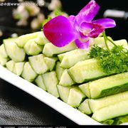 夏天吃（黄）瓜