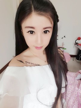 风中的风铃主播照片