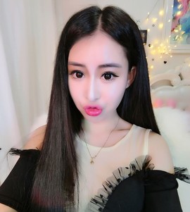 风中的风铃主播照片