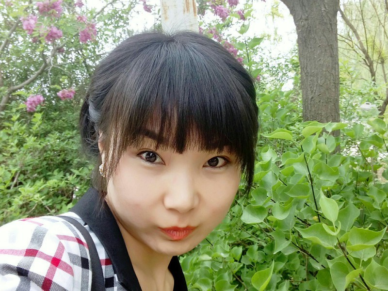 冰蓝泪痕的主播海报