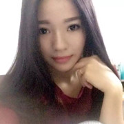 小红唇💋海报