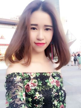 by💕奥黛丽赫本主播照片