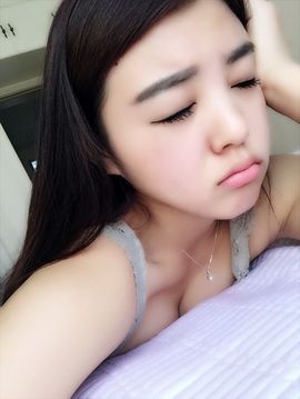 九小九，主播照片