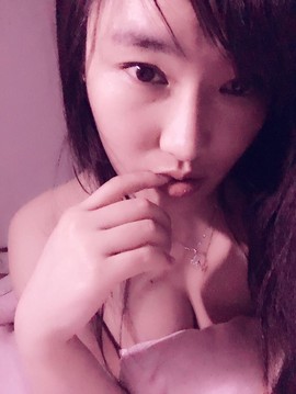 亲切家族主播照片
