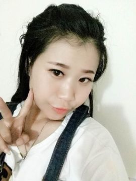 他与她从不失约！主播照片
