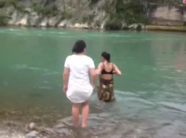 歌手羅小美的主播照片