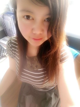 素颜～倾城主播照片