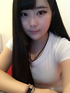 风中的风铃主播照片