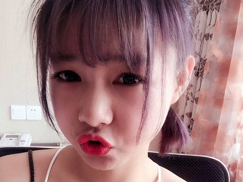 塞牙缝d的主播海报