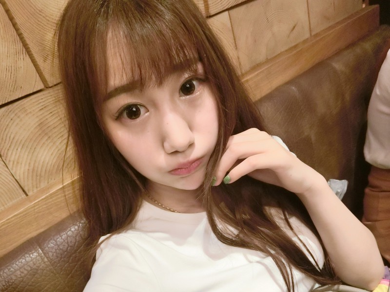 小兔兔奶糖丶的主播海报