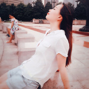 Tina鱼泡泡头像