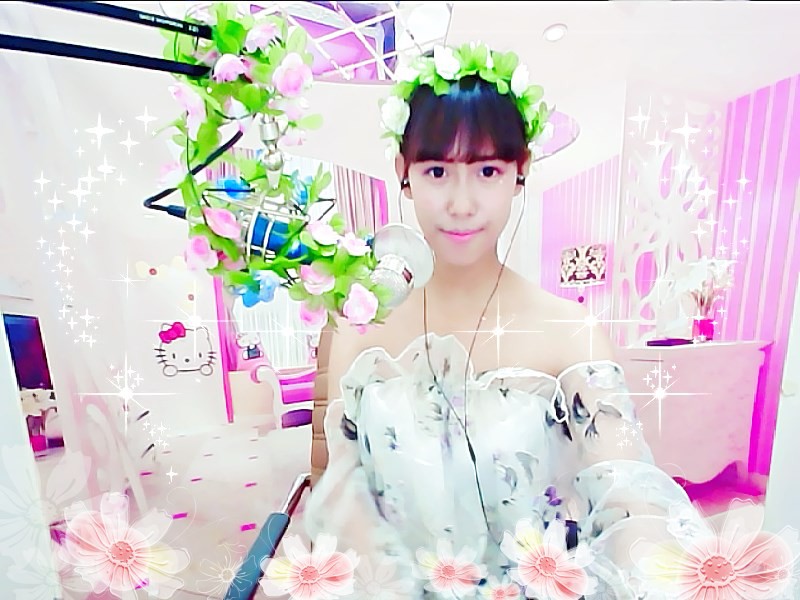 ╰妍小妖゜的主播照片