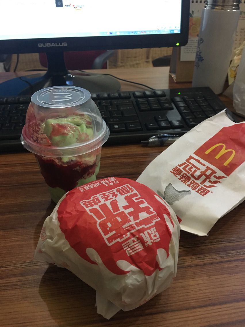 凌凌柒寶的主播照片
