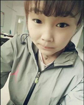 权萌萌i主播照片