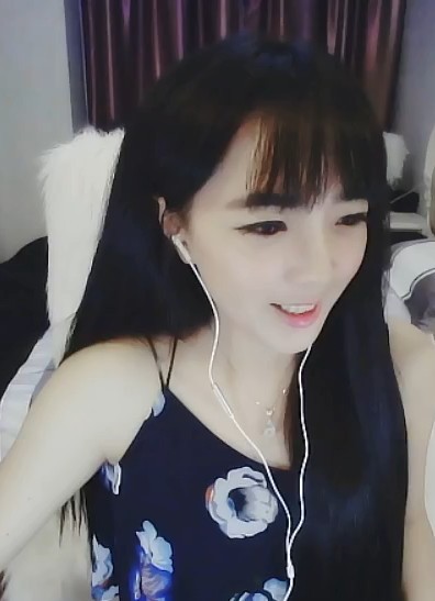☜娃★带刀猫☞主播照片
